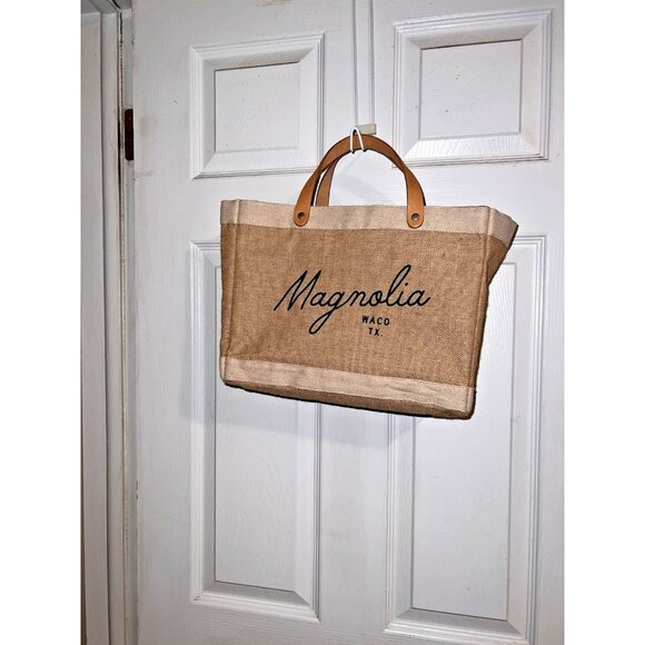 MAGNOLIA Script Market Tote Bag Joanna Gaines Waco Texas Global Citizen Jute - Picture 2 of 15
